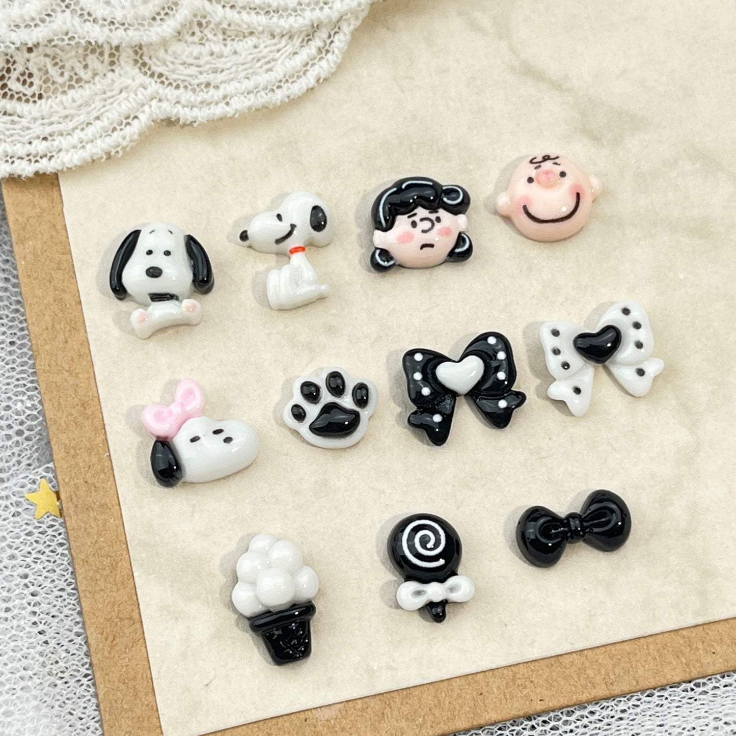 Snoopy Cartoon Nail Art Decorations Cute 3D Dog Bowknot Peanuts Comic DIY Press-On Nail Accessories