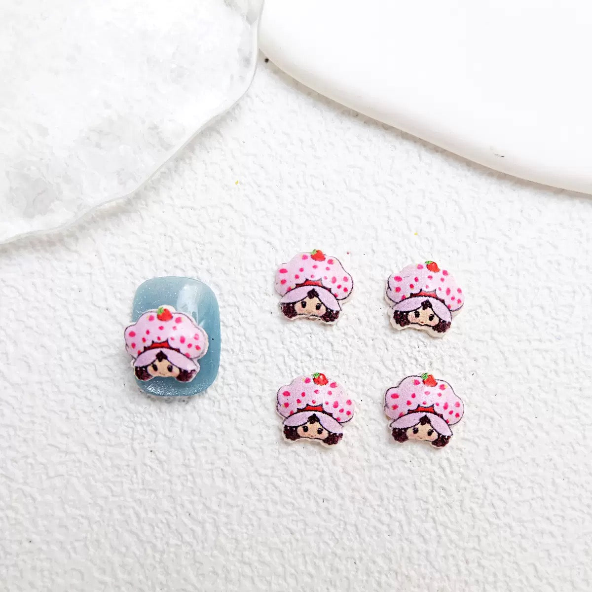 Strawberry Shortcake Girl 3D Nail Charms – Mixed Resin Flatback Kawaii Nail Art Decorations for DIY Nails & Craft Design