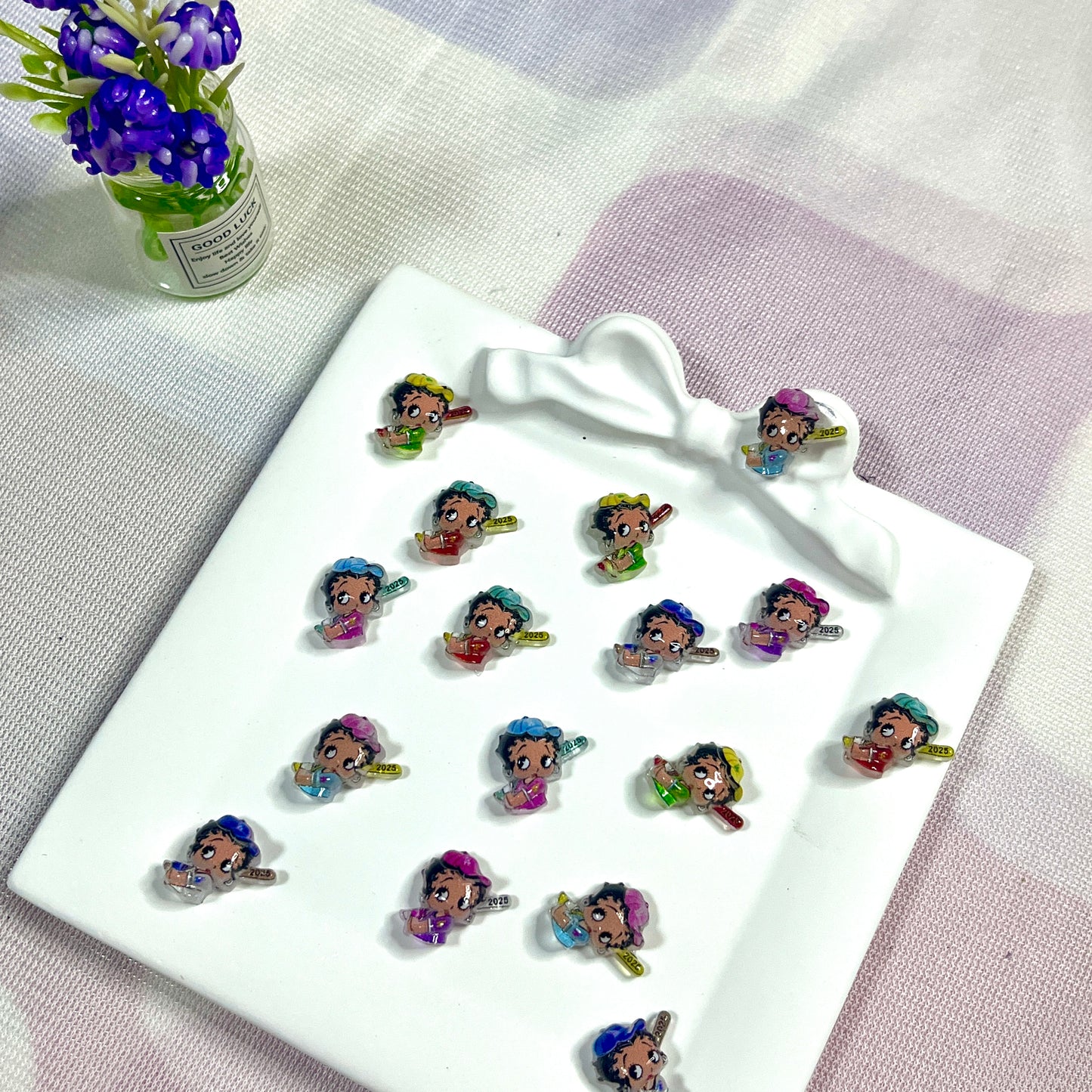 Retro Betty Boop 3D Resin Nail Charms – Flatback Cartoon Nail Art Supplies for DIY Crafts and Phone Case Décor