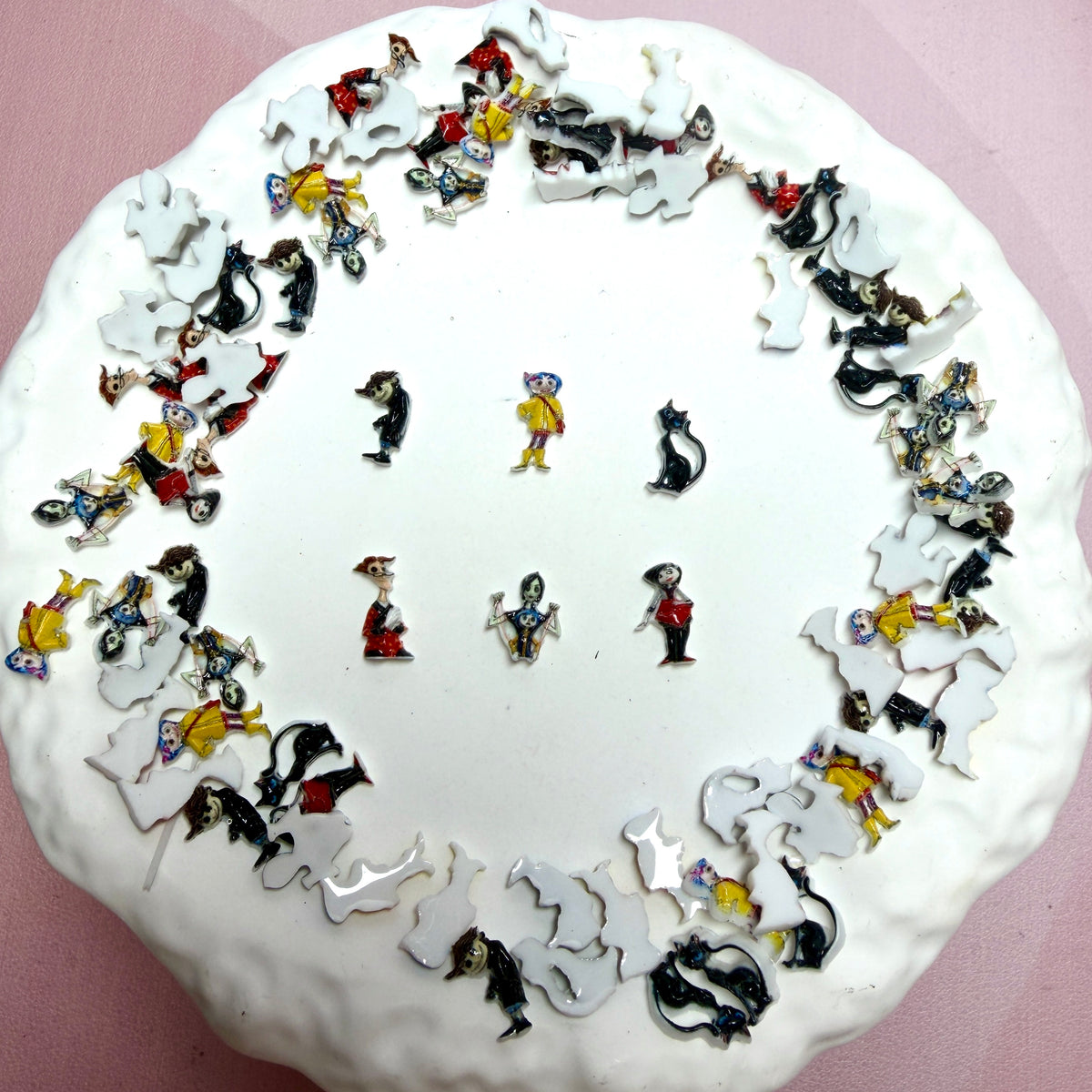 Coraline Nail Charms – Button Eyes Resin Mini DIY Nail Art Accessories 3D Flatback Charms  for Halloween Spooky Manicure, Beadable Pen, Keychain, and crafting